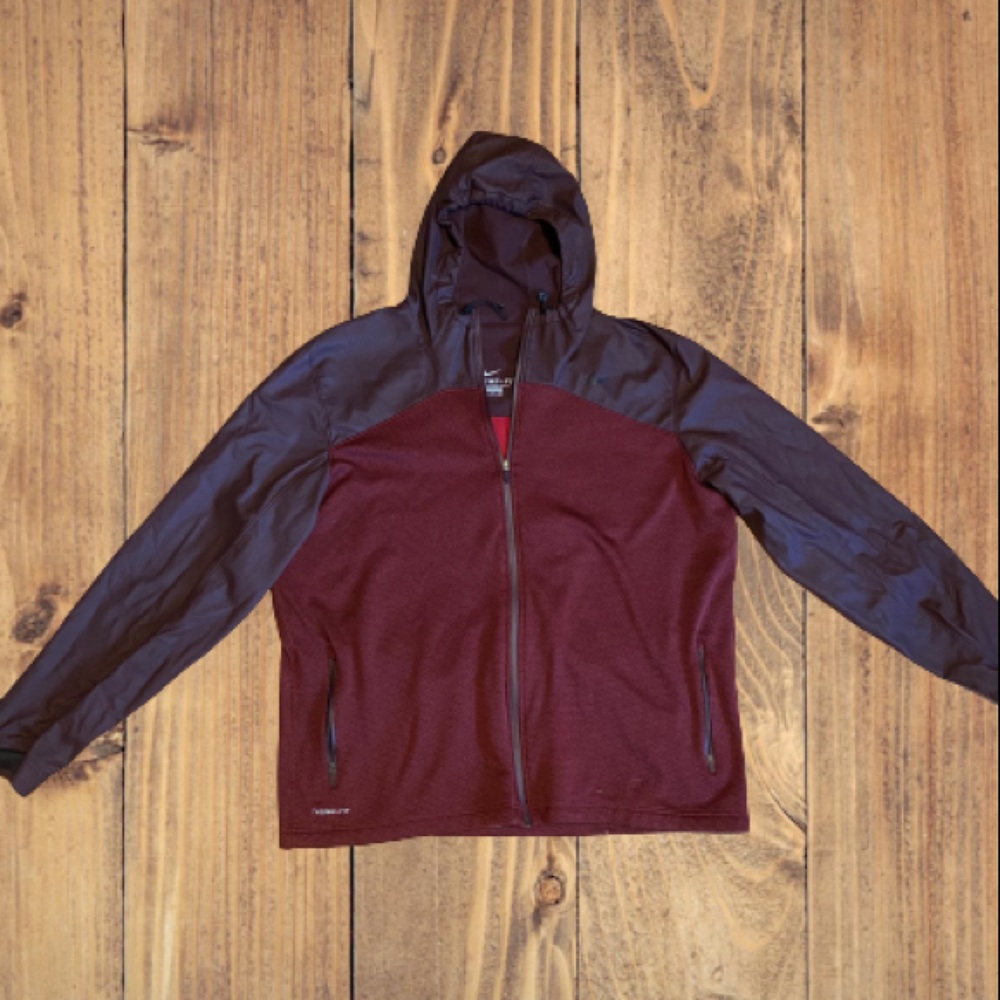 Men’s XXL zip up Nike thermafit maroon sweatshirt